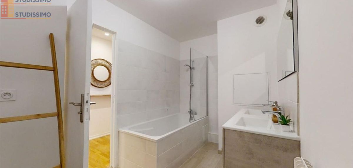 Studio meublé 9m² Besançon - Meublé, DPE D - Photo 17