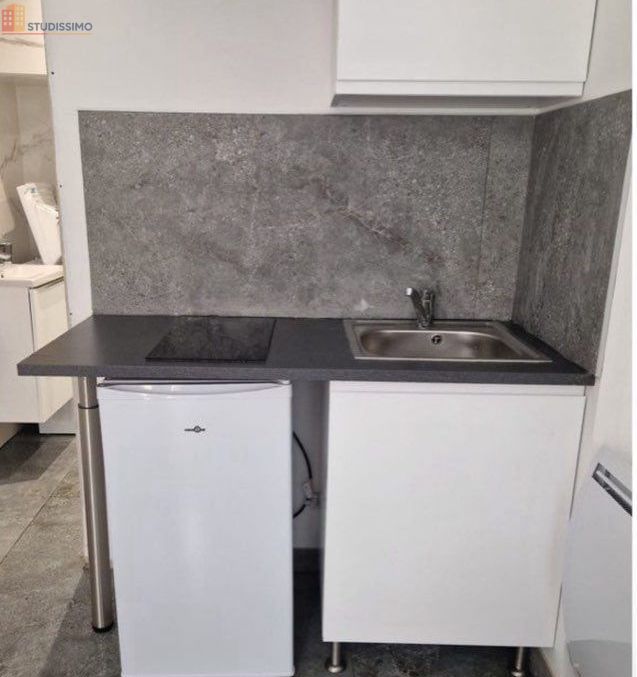 Studio meublé 15m² Besançon centre - Calme, lumineux - Photo 2