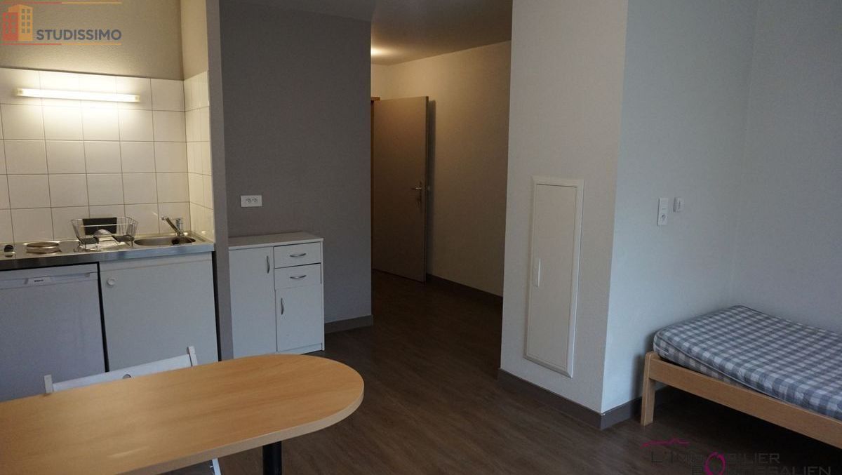 Studio 25m² Pontarlier - - Photo 2