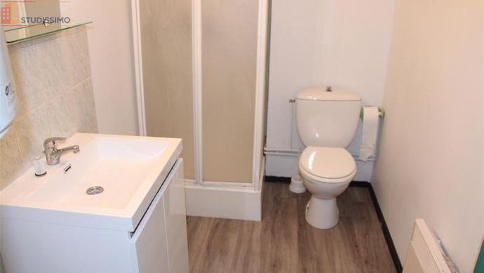 Studio meublé 20m² Besançon centre - Proche universités - Photo 4