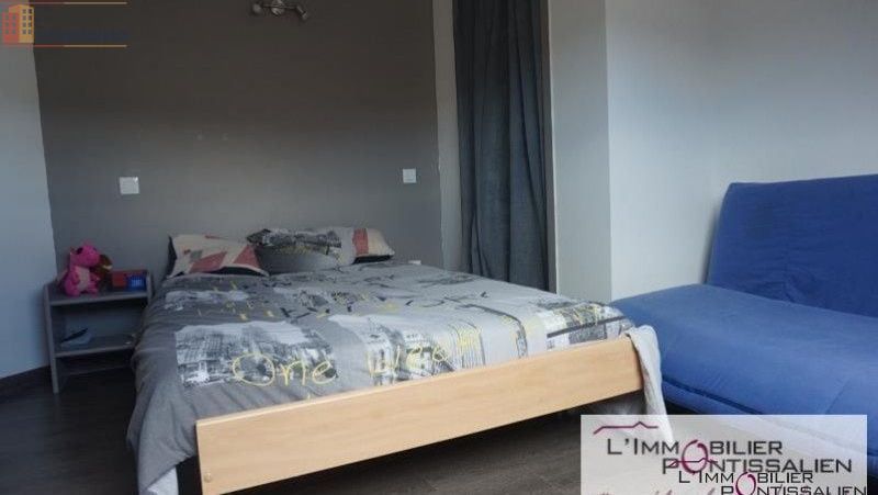 Studio 36m² Pontarlier - Dernier étage, lumineux - Photo 4