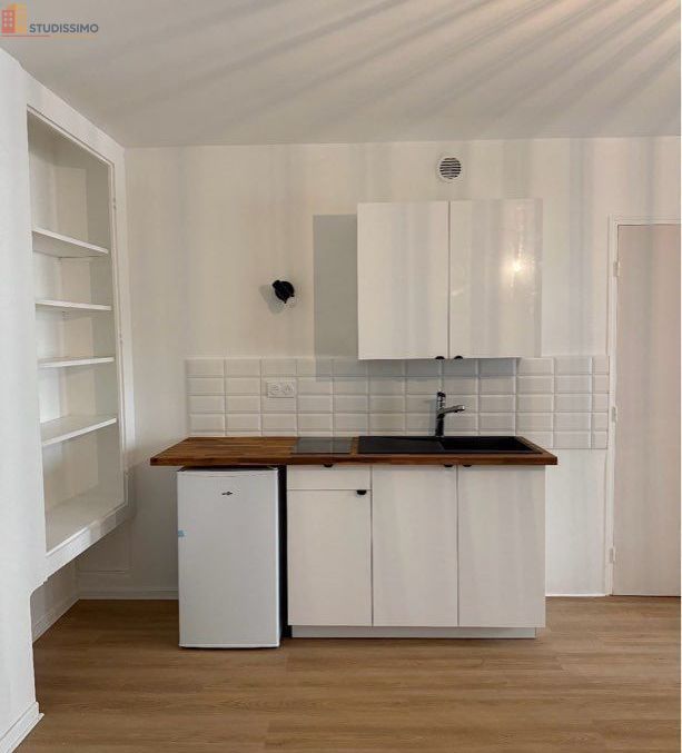 Studio meublé 22m² Besançon 25000 - Rénové, lumineux - Photo 2