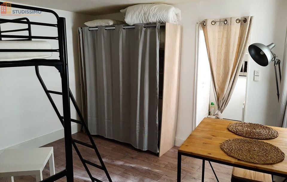 Studio meublé 18m² Besançon centre - Meublé, 3e étage - Photo 2