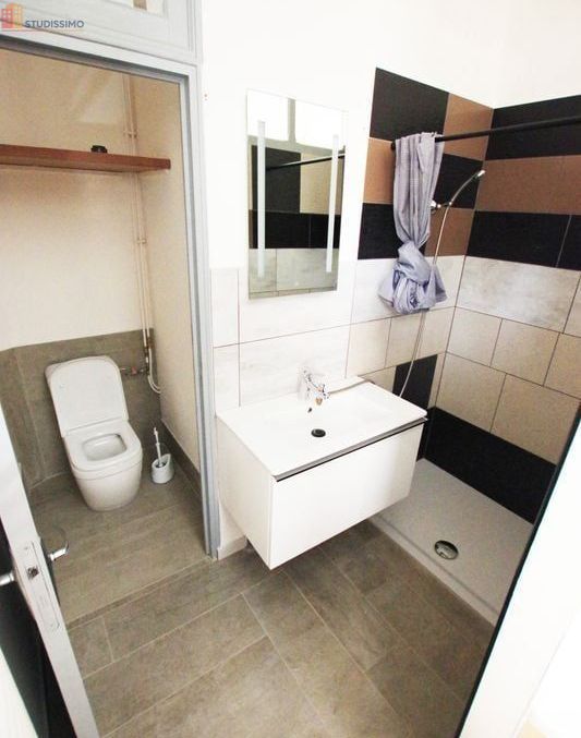Studio meublé 30m² Rougemont 25680 - Meublé, lumineux - Photo 2