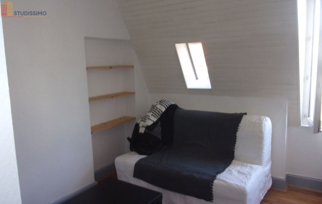 Studio meublé 18m² Besançon centre - Calme, 4e étage - Photo 5