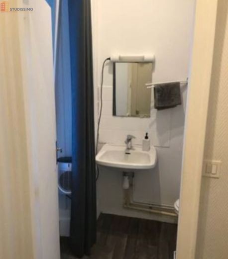 Studio meublé 19m² Besançon centre - Joli, 2e étage - Photo 2