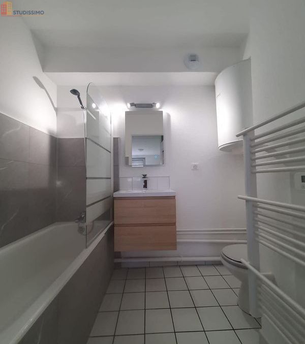 Studio meublé 28m² Besançon 25000 - Grand, parking privé - Photo 8