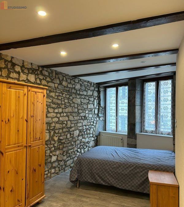 Studio meublé 30m² Besançon centre historique - Rénové, avec cachet - Photo 4