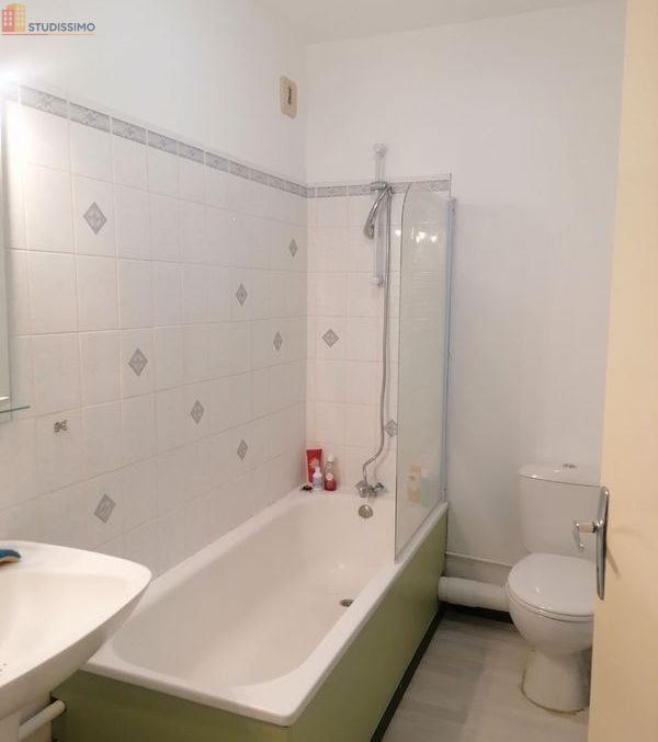 Studio meublé 25m² Besançon - Lumineux, 2e étage - Photo 2