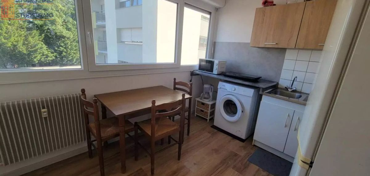 Studio meublé 30m² Montbéliard - Centre, lumineux - Photo 2