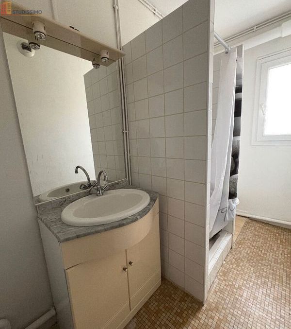Studio 26m² Valence centre - Dernier étage, lumineux - Photo 3