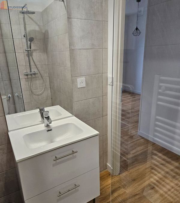 Studio meublé 25m² Valence - Rénové, bien équipé - Photo 2