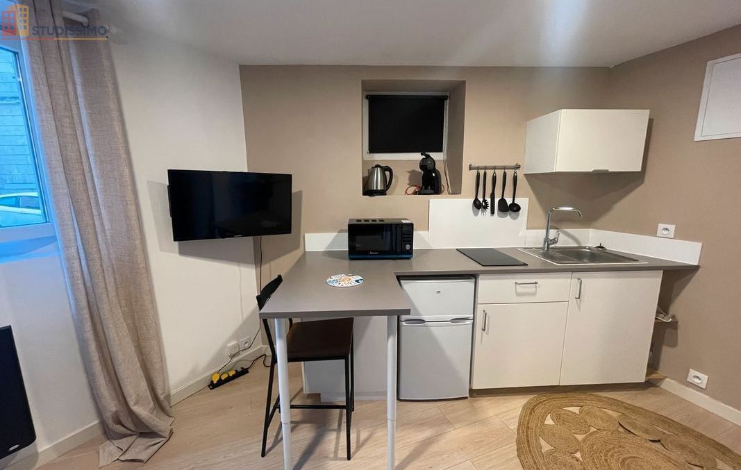 Studio meublé 16m² Valence - Meublé, DPE C - Photo 1