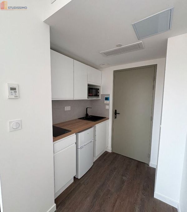 Studio meublé 22m² Valence - Lumineux, 2e étage - Photo 3