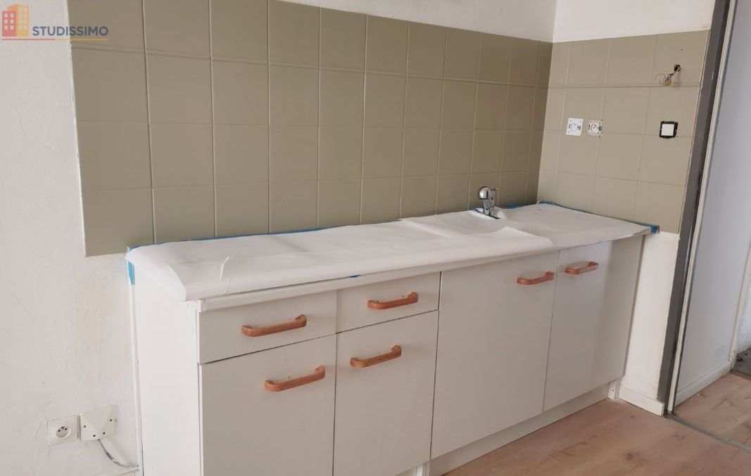 Studio meublé 17m² Bourg-lès-Valence - Meublé, 1er étage - Photo 4