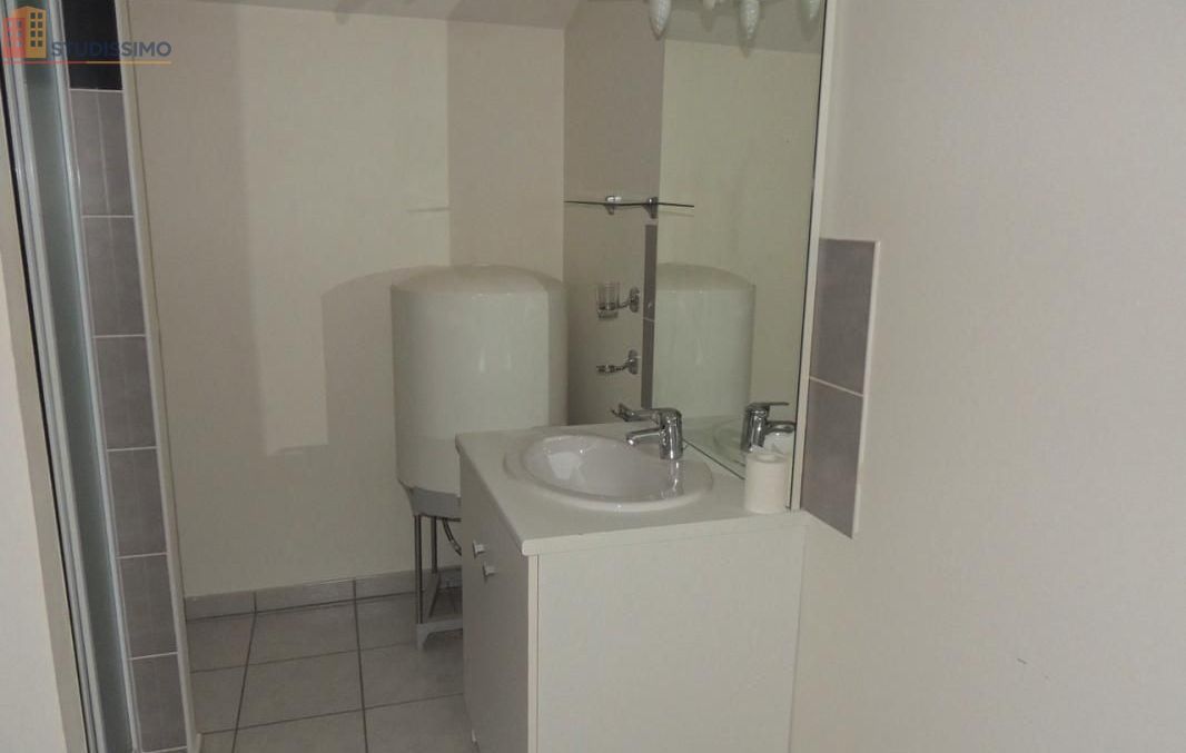 Studio 31m² Romans-sur-Isère - Étage 2, DPE D - Photo 2