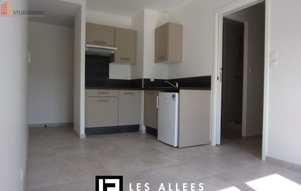 Studio 27m² Montélimar - Lumineux, dernier étage - Photo 12