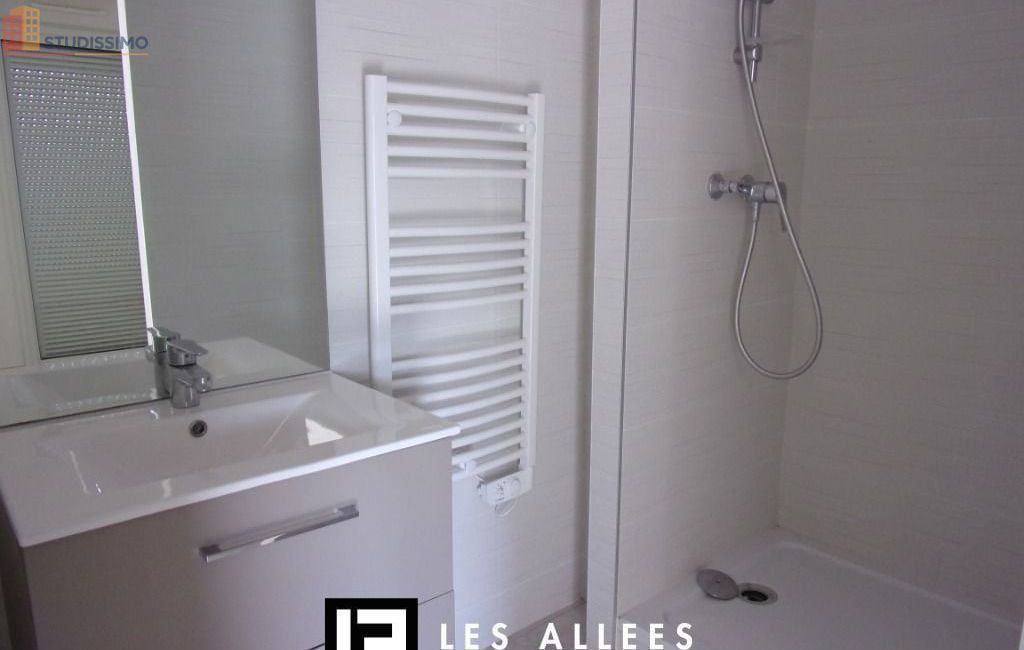 Studio 27m² Montélimar - Lumineux, dernier étage - Photo 7