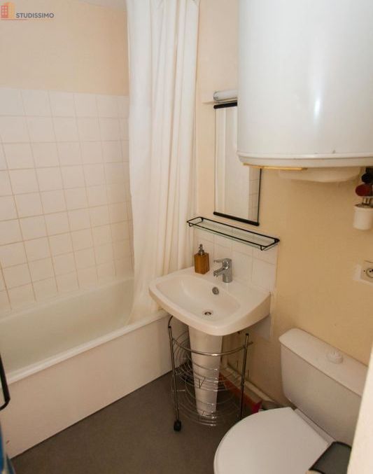 Studio meublé 30m² Valence centre - 5e avec ascenseur - Photo 1