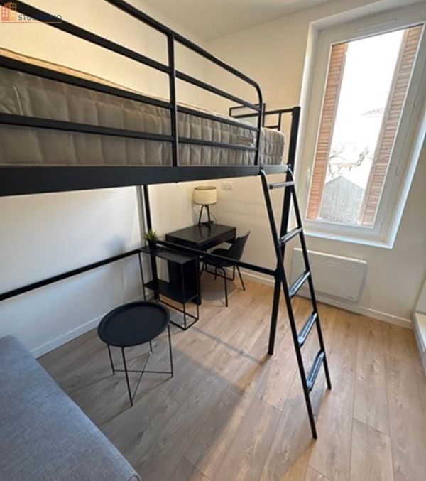 Studio à Valence