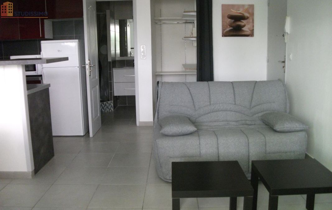 Studio meublé 26m² Valence 26000 - Meublé, DPE D - Photo 5