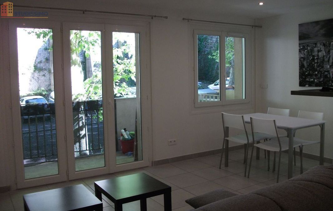 Studio à Valence