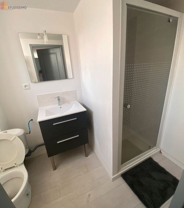 Studio 18m² Valence centre - Meublé, proche Pôle Bus - Photo 1