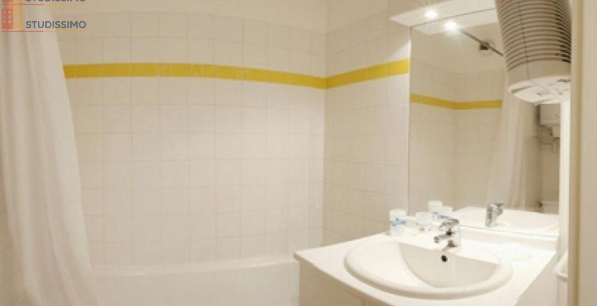 Studio meublé 18m² Valence centre - Parking, toutes commodités - Photo 1
