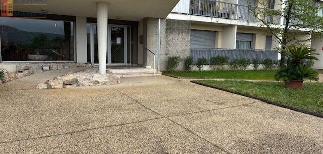 Studio meublé 38m² Valence - Lumineux, proche commerces - Photo 11