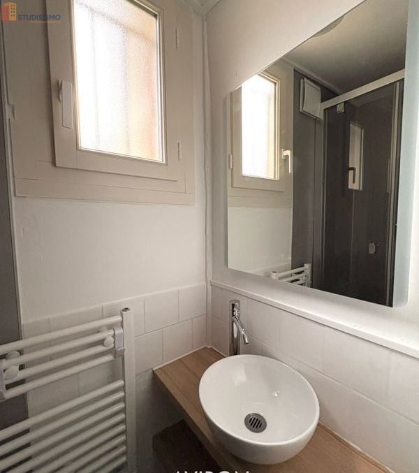 Studio 20m² Chartres - DPE D, au 3e étage - Photo 1