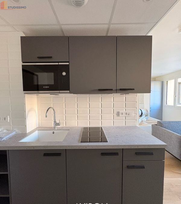 Studio meublé 30m² Chartres - Lumineux, 1er étage - Photo 5