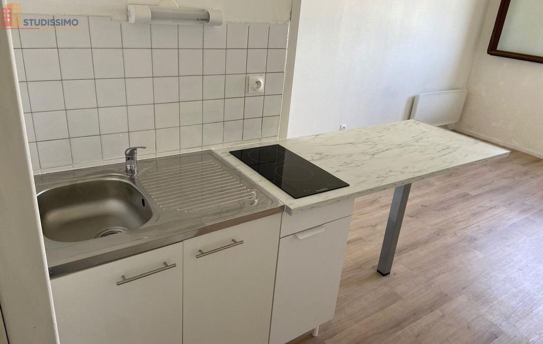 Studio 22m² Dreux 28100 - Refait à neuf, proche gare - Photo 1