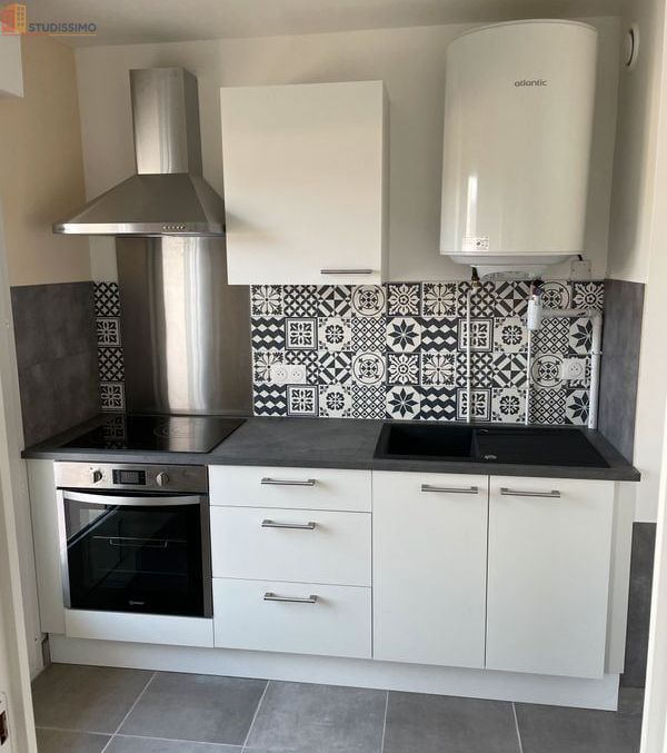 Studio 30m² Nogent-le-Roi - - Photo 1