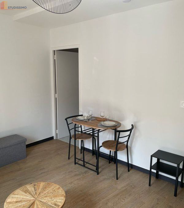 Studio meublé 24m² Chartres centre - Calme, rues piétonnes - Photo 12