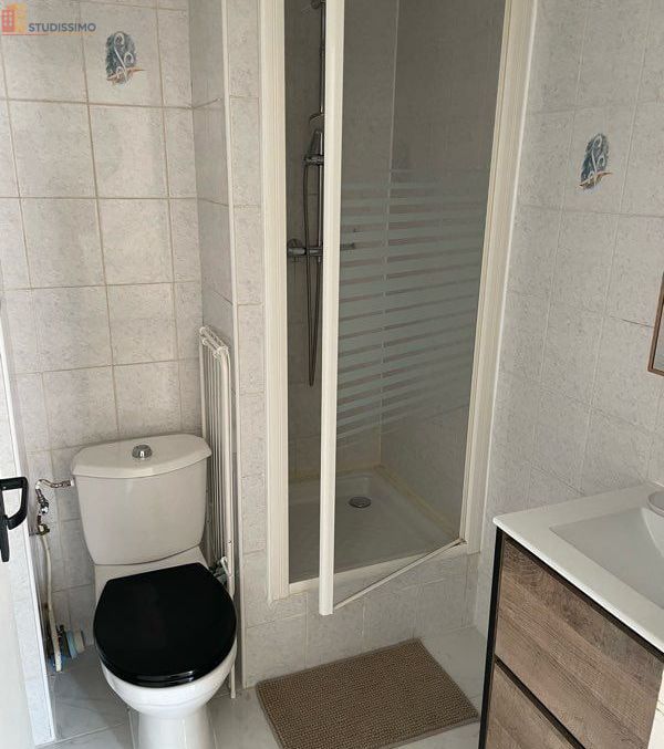 Studio meublé 24m² Chartres centre - Calme, rues piétonnes - Photo 7