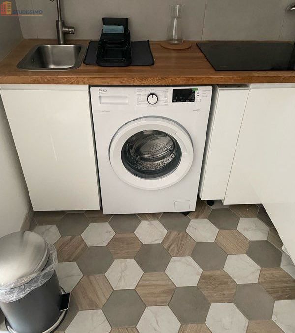 Studio meublé 24m² Chartres centre - Calme, rues piétonnes - Photo 2