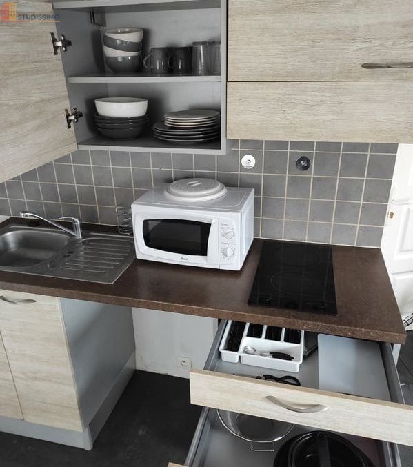Studio meublé 25m² Cloyes-les-Trois-Rivières - Meublé, 2e étage - Photo 1