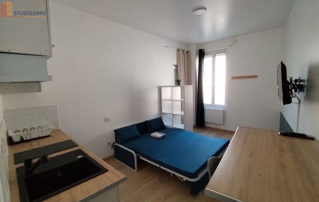 Studio meublé 19m² Chartres centre - Calme, lumineux - Photo 2