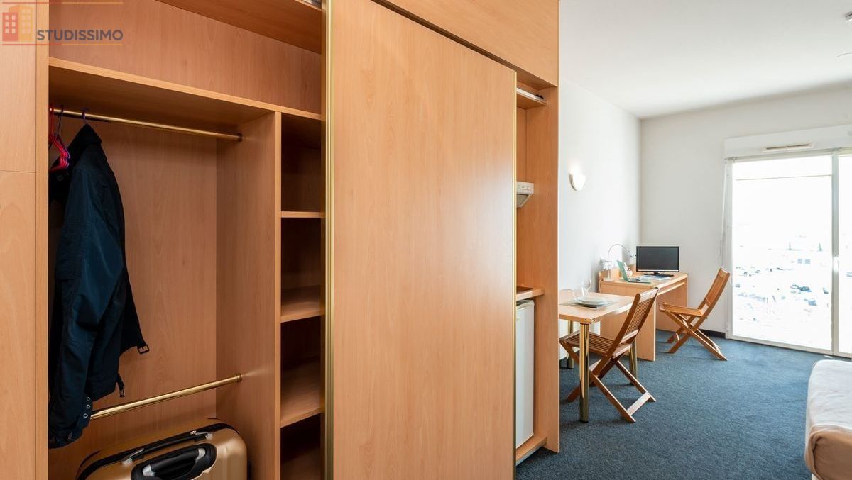 Studio meublé 28m² Chartres - Balcon, meublé - Photo 3