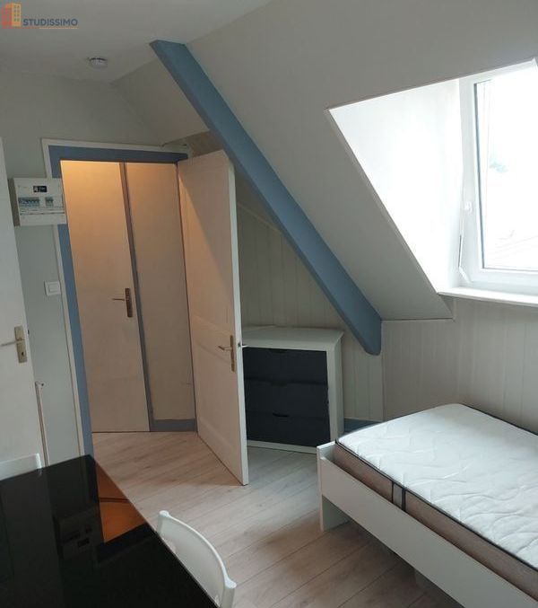 Studio meublé 17m² Quimper 29000 - Lumineux, dernier étage - Photo 5