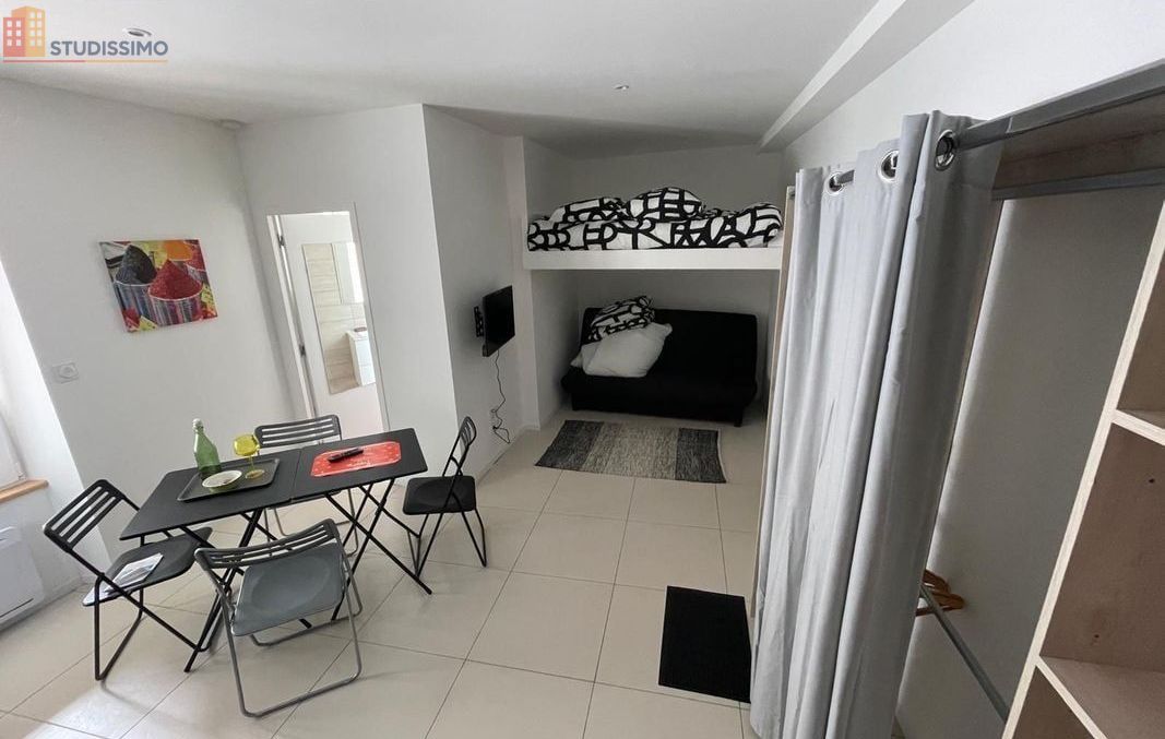 Studio 20m² Landerneau centre - Meublé, hyper central - Photo 8