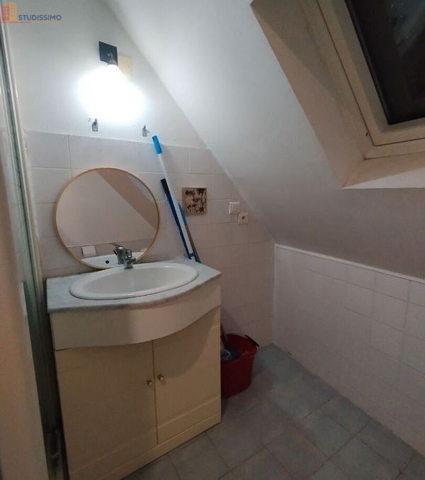 Studio meublé 17m² Concarneau - Meublé, dernier étage - Photo 20