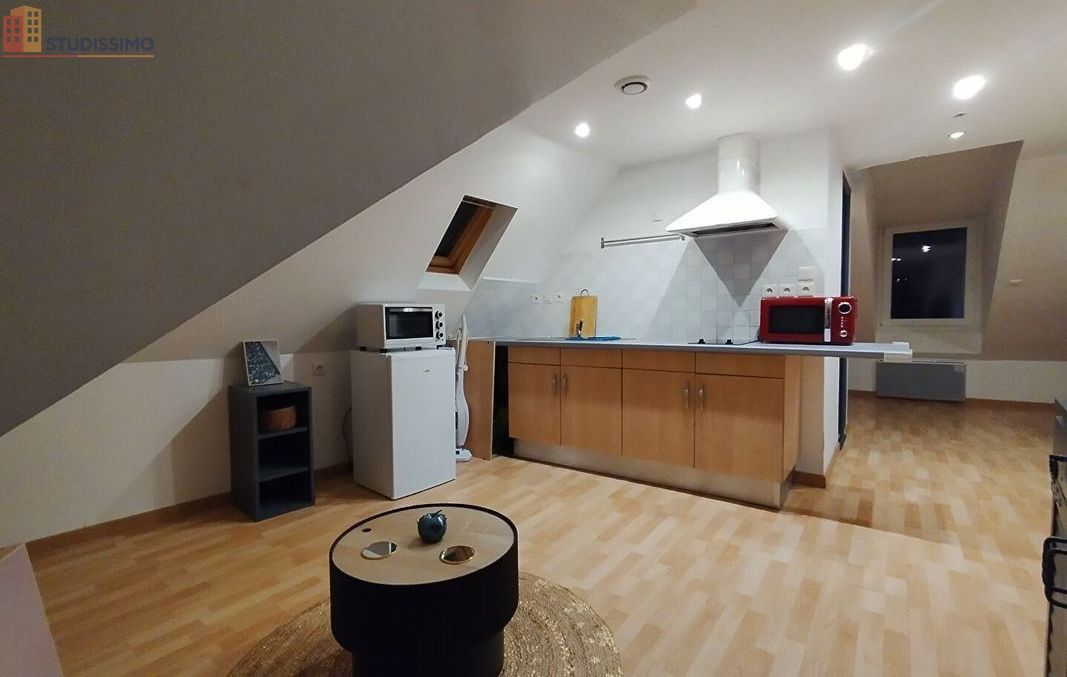 Studio meublé 17m² Concarneau - Meublé, dernier étage - Photo 7