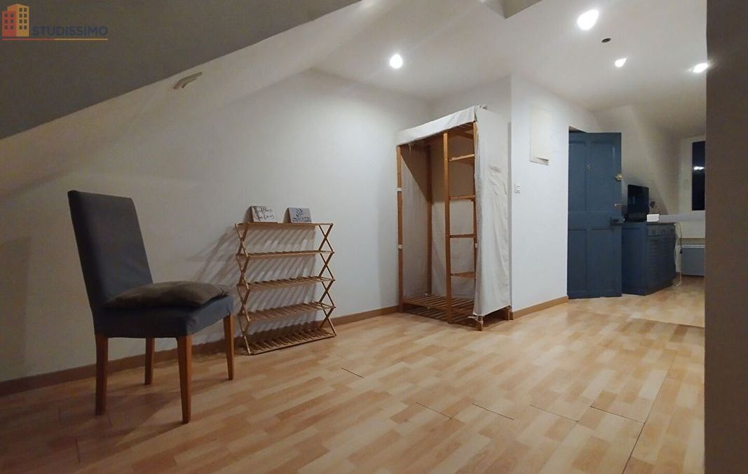 Studio meublé 17m² Concarneau - Meublé, dernier étage - Photo 4
