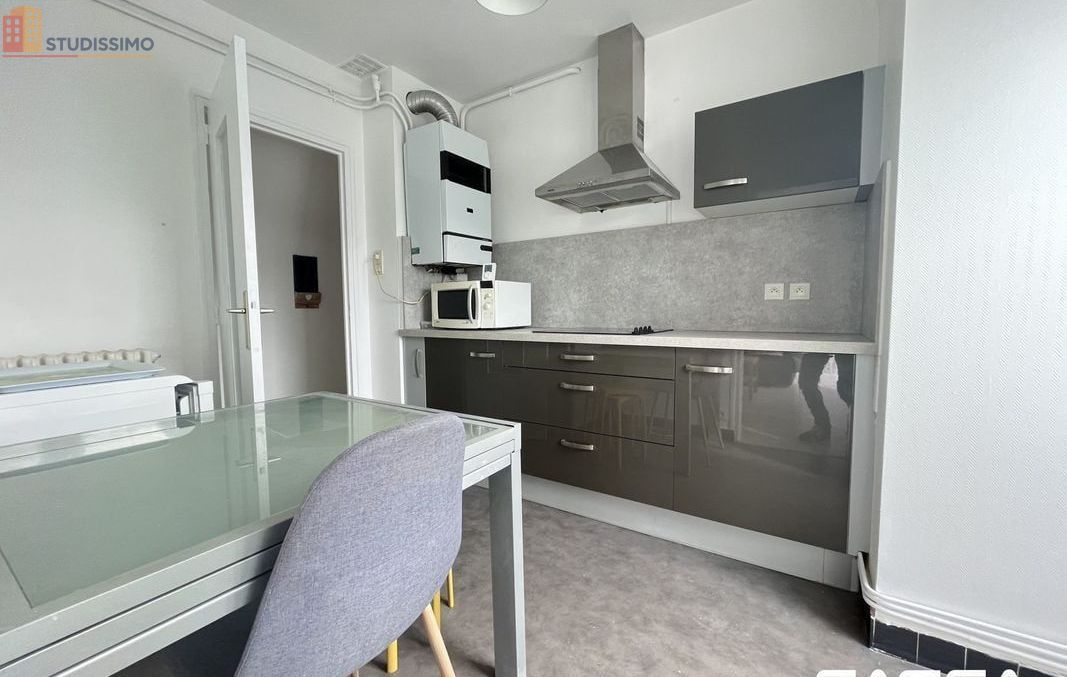 Studio 33m² Quimper - Meublé, dernier étage - Photo 1
