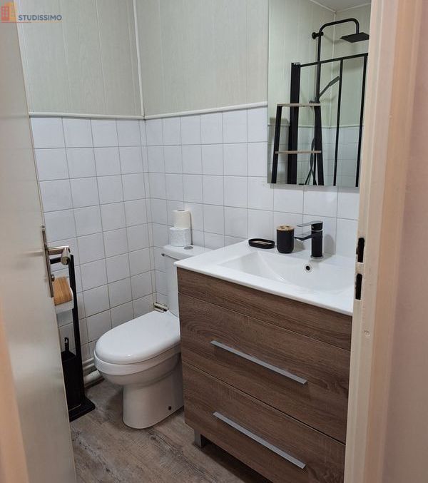 Studio meublé 29m² Brest 29200 - Meublé, dernier étage - Photo 2