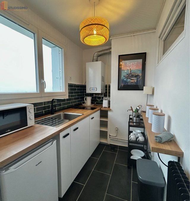 Studio meublé 27m² Brest 29200 - Lumineux, dernier étage - Photo 7