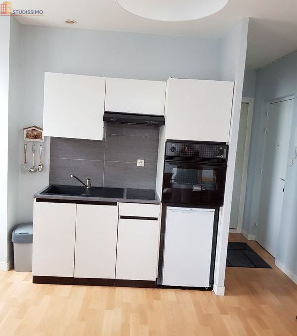 Studio meublé 19m² Brest centre - Calme, lumineux - Photo 1