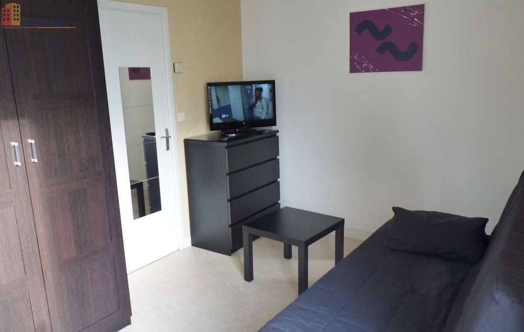 Studio meublé 18m² Brest centre - Proche facs, lumineux - Photo 7