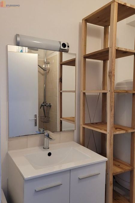 Studio meublé 19m² Brest centre - Meublé, 2e étage - Photo 2